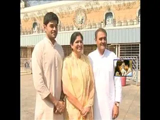 Ex-minister Praful Patel visits tirumala - Sakshi