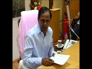 Telangana government in pension problems - Sakshi
