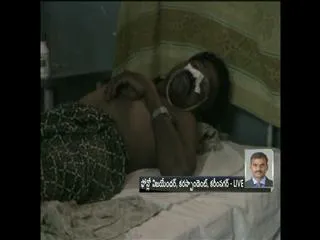 Man Suicide attempt in front of police station - Sakshi