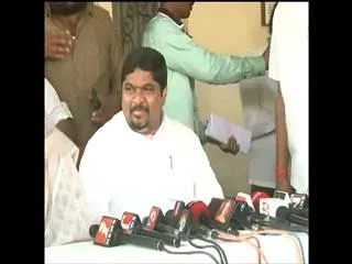 Will face the Defamation suit, says Ponnam prabhakar - Sakshi