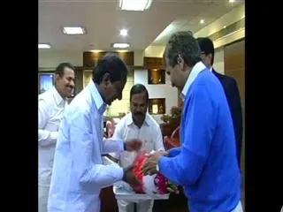 KCR seeks waiver of SCR's Metro charges - Sakshi