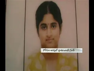 Burnt alive: Victim identified as Pujitha - Sakshi