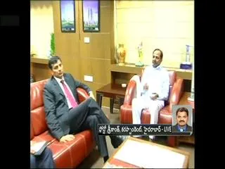 RBI Governor meets Telangana chief minister KCR - Sakshi