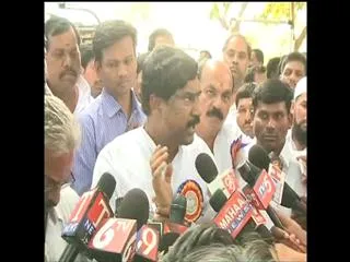 Rajaiah puts striking medicos on notice - Sakshi