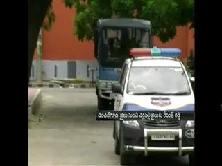 Revanth reddy send to Charlapally jail from Chanchalguda jail - Sakshi
