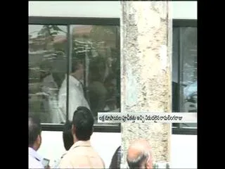 Ramalinga raju released on bail - Sakshi