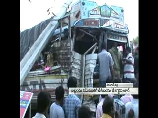 road accident in warangal district - Sakshi