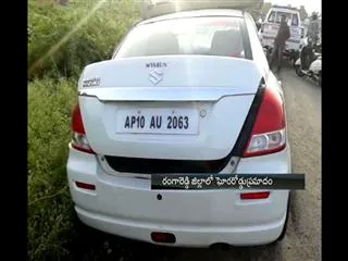 Three die in Road accident - Sakshi