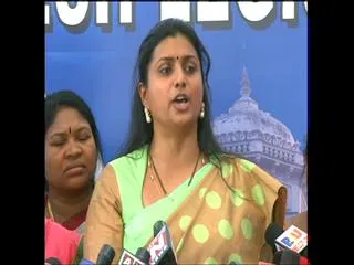 rk roja reduce to tears on gorantla buchaiah chowdary comments in ap assembly - Sakshi