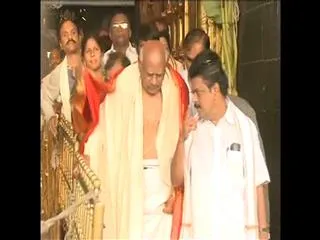 Tamil Nadu Governor Rosaiah Visits Tirumala - Sakshi