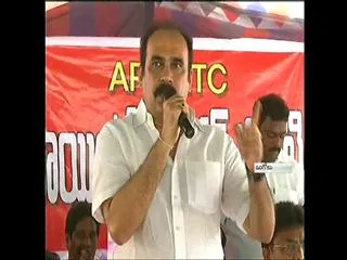 Ongole : YSRCP leader Balineni Srinivas supports RTC strike - Sakshi