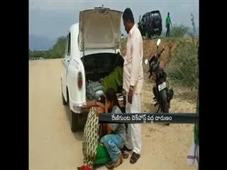 Lorry hits RTO Employee at Renigunta RTO Check Post - Sakshi