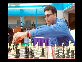 Magnus Carlsen Crushes His Challenger In Game 2 Of The World Chess Championship - Sakshi