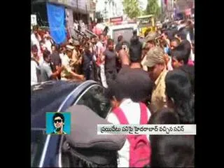 sachin tendulrar Surprisingly visits Paradise hotel - Sakshi