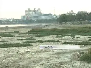 Un official Hussain sagar Cleaning - Sakshi
