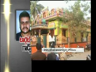Theft in saibaba temple - Sakshi