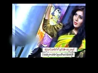 I am not supporting any one in politics, Says Samantha - Sakshi