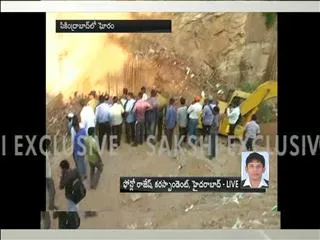 2 killed in a wall collapse in secunderabad - Sakshi