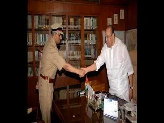 maharastra governor shankar narayan resigned - Sakshi