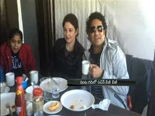 Sachin Tendulkar: Master Blaster Turns Master Chef in New Year - Sakshi