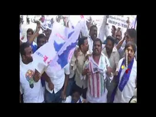 MRPS activists doing strike in front of NTR Trust bhavan - Sakshi