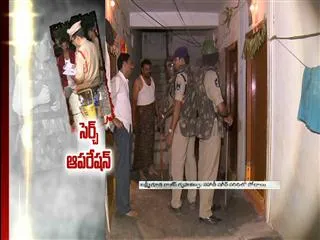 police department held search operation in hyderabad - Sakshi