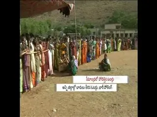 Poll Percentage in Seemandhra reaches more than 75% - Sakshi