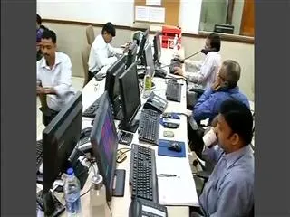 Sensex ends 128 pts up - Sakshi