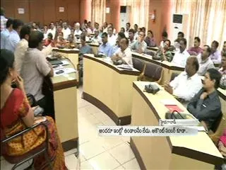 Telangana survey triggers fear of exclusion in Hyderabad - Sakshi