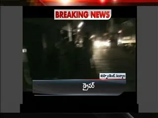 Shobha Nagi Reddy met with road accident - Sakshi