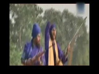 Two sikh groups fight in Amruthsar - Sakshi