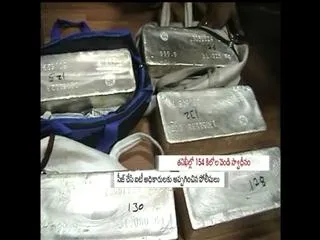 154 kgs silver sized by police in lower tank bund - Sakshi