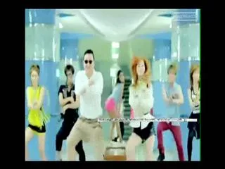 'Gangnam Style' welcome at Asiad met by 'Pyongyang Style' - Sakshi