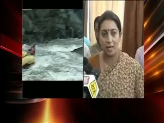 Smriti Irani in Himachal Pradesh Following River Tragedy - Sakshi
