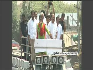 YSR is tho only CM who developed all sectors - Sakshi