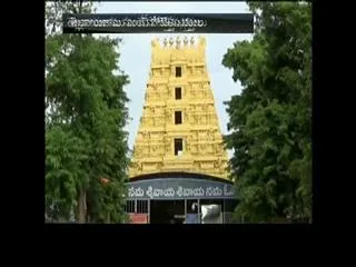 First Ekadashi Heavy Crowd at Srisailam - Sakshi