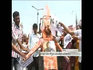 sridevi movie creates controversy - Sakshi