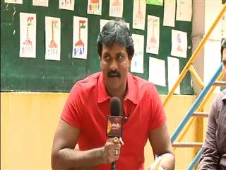 sunil-to-entertain-the-children-as-sakshi-cityplus-reporter - Sakshi