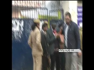 Polling begins in 70 constituencies of Delhi - Sakshi