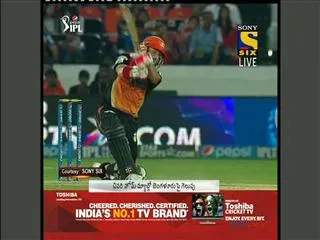 Sunrisers team grand opening against with bangalore royal challengers - Sakshi