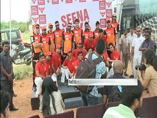 Sunrisers Hyderabad Team Players Enjoying At Hyderabad City - Sakshi