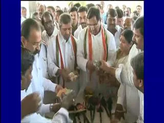 T Congress Leaders lacks in promotional activities - Sakshi