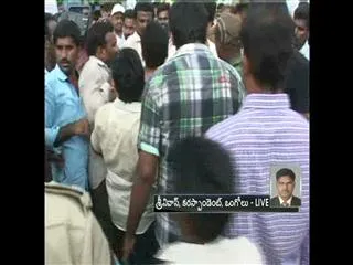 ysr-zptc-member-arrested-by-prakasam-district-police-at-santhamaguluru - Sakshi