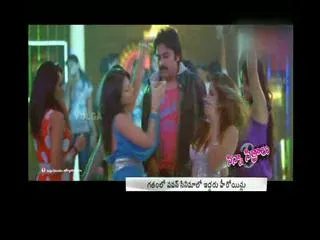 Trivikram ropes in heroines for Allu Arjun - Sakshi