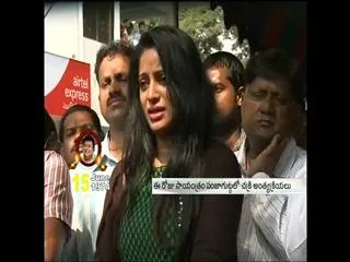 actress-udaya-bhanu-wept-over-death-of-chakri - Sakshi