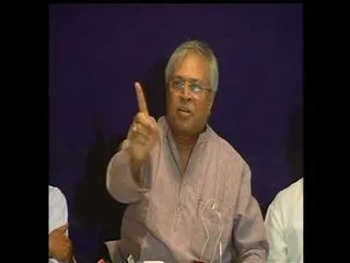 vundavalli hopes justice on state bifurcation - Sakshi