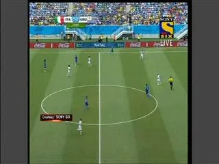 uruguay reaches free quarter final - Sakshi