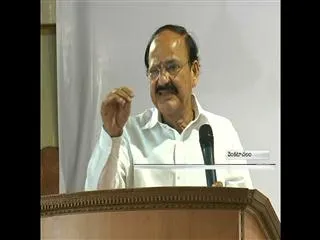 Venkaiah naidu advice to AP CM and Telangana CM - Sakshi