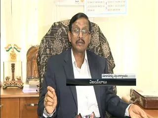 RTI commissioner sensational comments on IAS officers - Sakshi