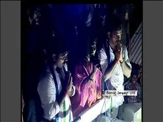 YS Vijayamma Speech at vizag - Sakshi